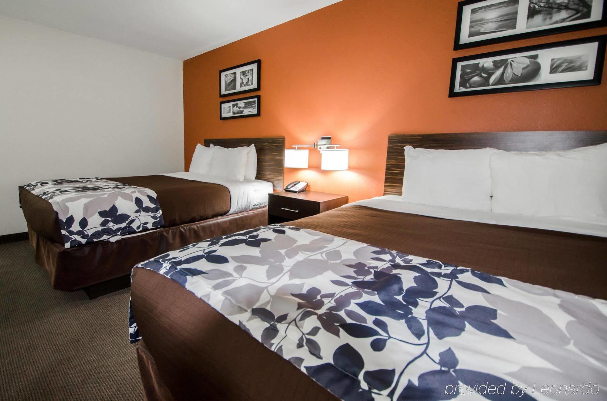 Sleep Inn & Suites And Conference Center Downtown Indianapolis Exterior foto